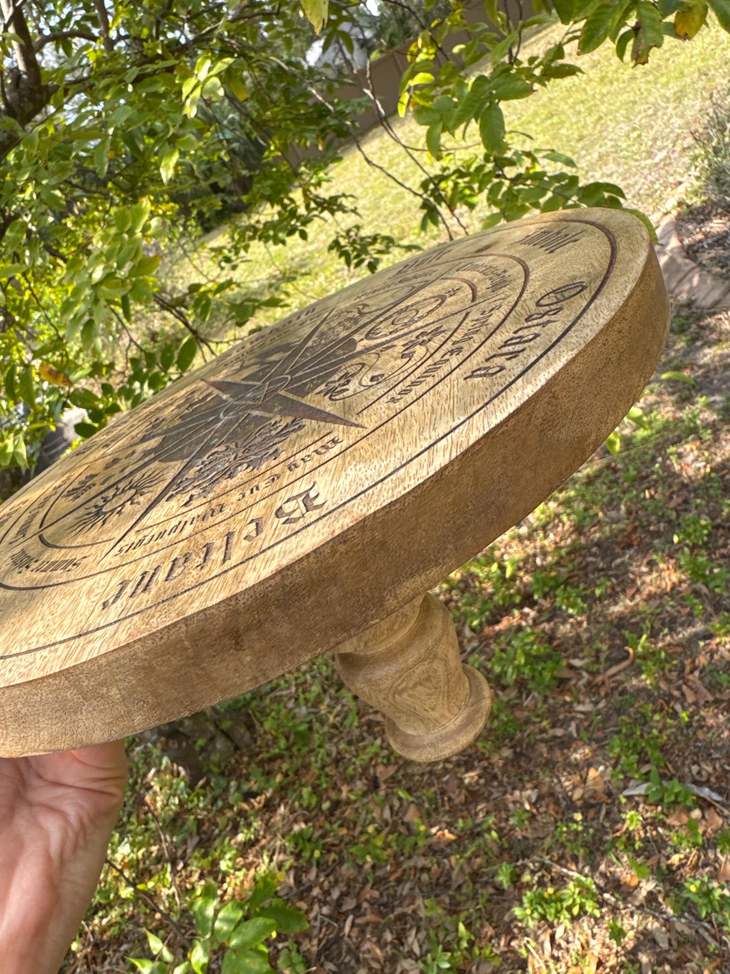 Wheel of the Year 12 inches Table or plate